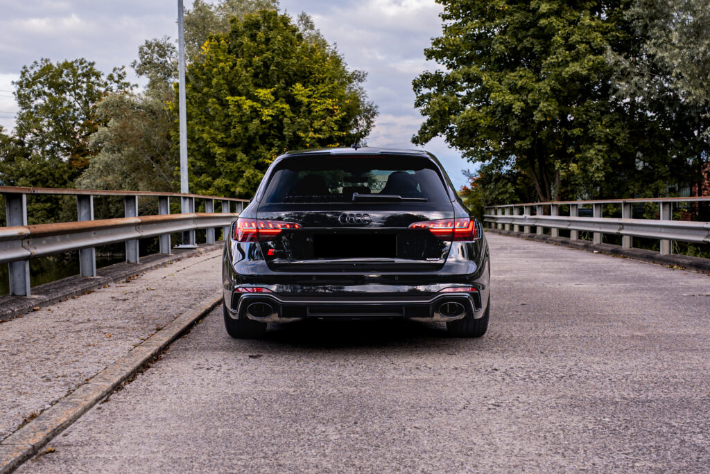 Audi RS4 mieten schweiz