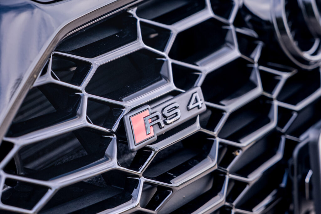 Audi RS4 mieten schweiz