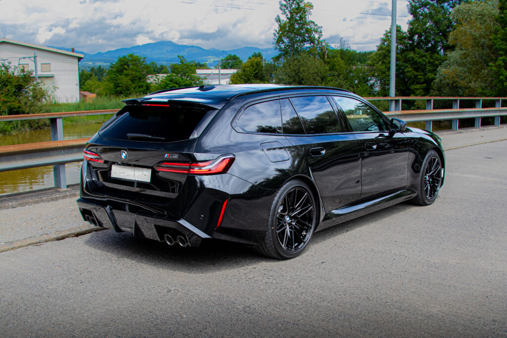BMW M5 Touring mieten schweiz
