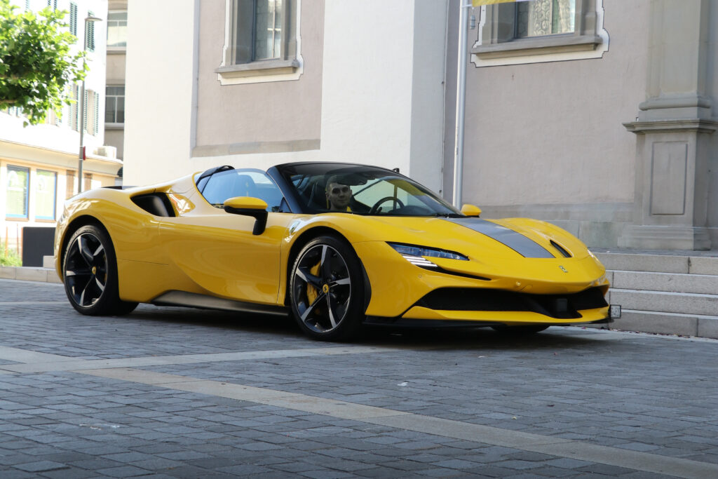 Ferrari SF90 Spider