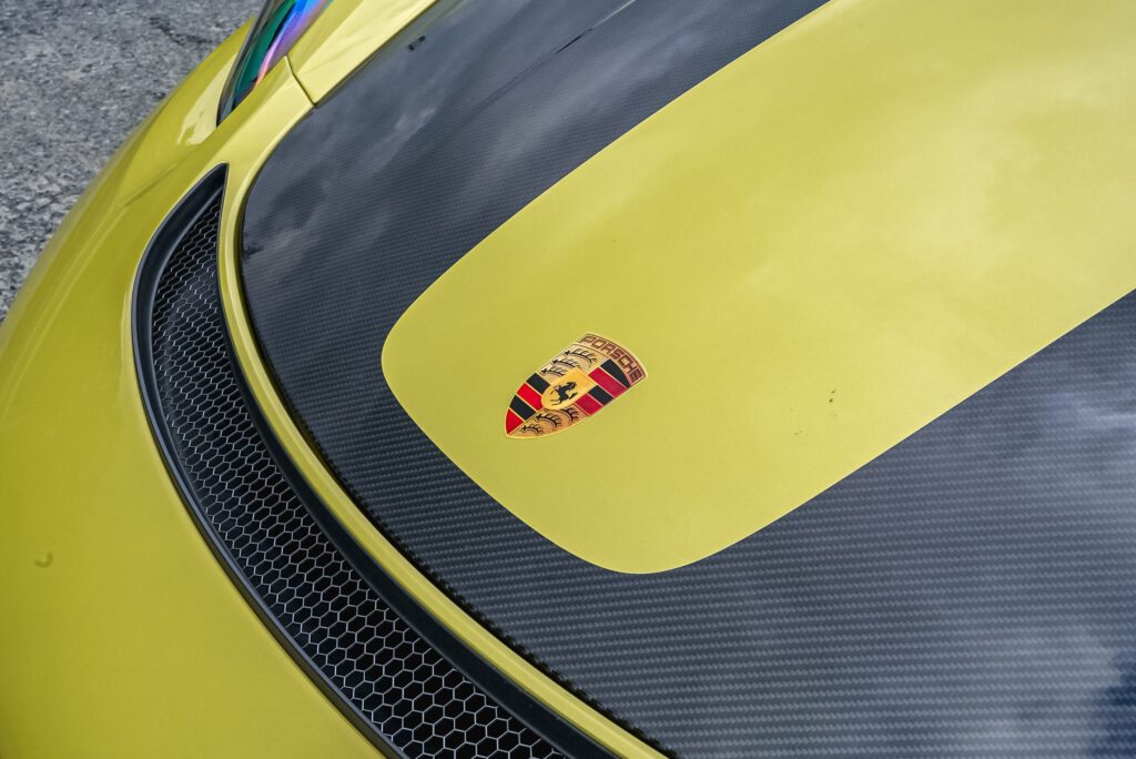 Porsche 718 Spyder RS mieten schweiz