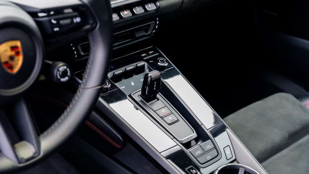 Porsche 911 Carrera GTS