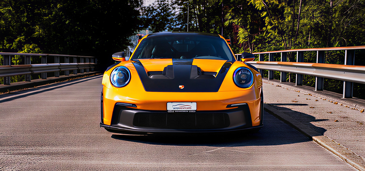 Porsche 992 GT3 RS orange