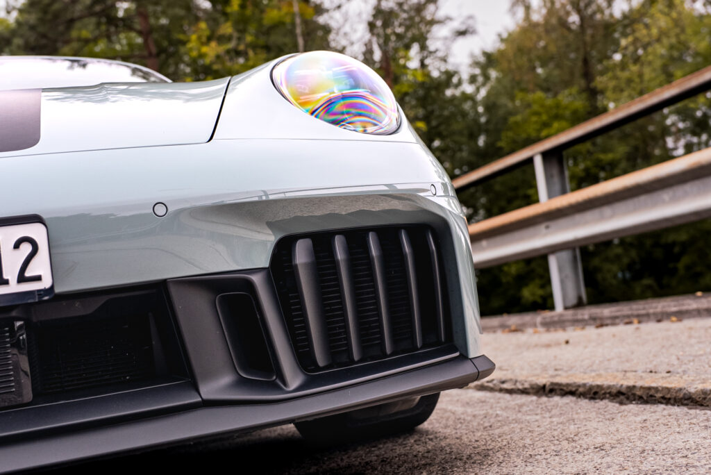 Porsche 992.2 Carrera 4 GTS mieten schweiz