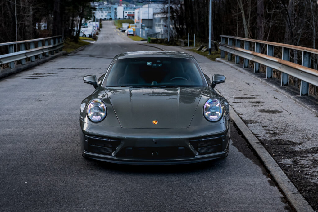 Porsche Carrera 4 GTS mieten schweiz